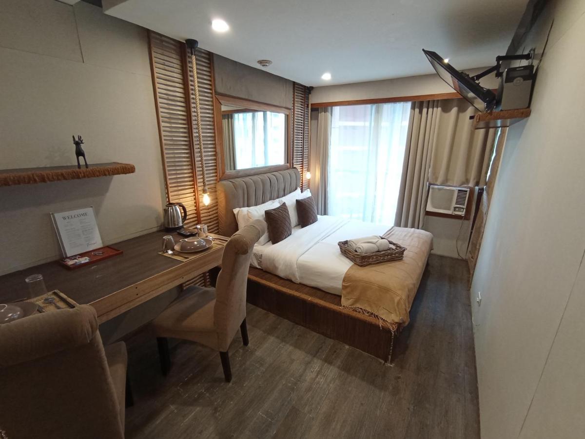 The Staycation - Serviced Rooms Manila Exterior foto