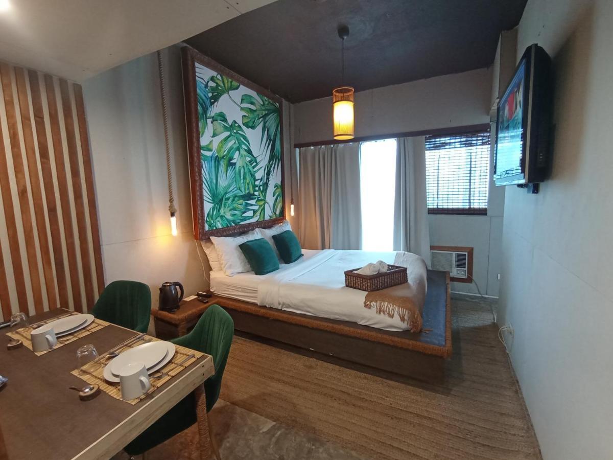 The Staycation - Serviced Rooms Manila Exterior foto