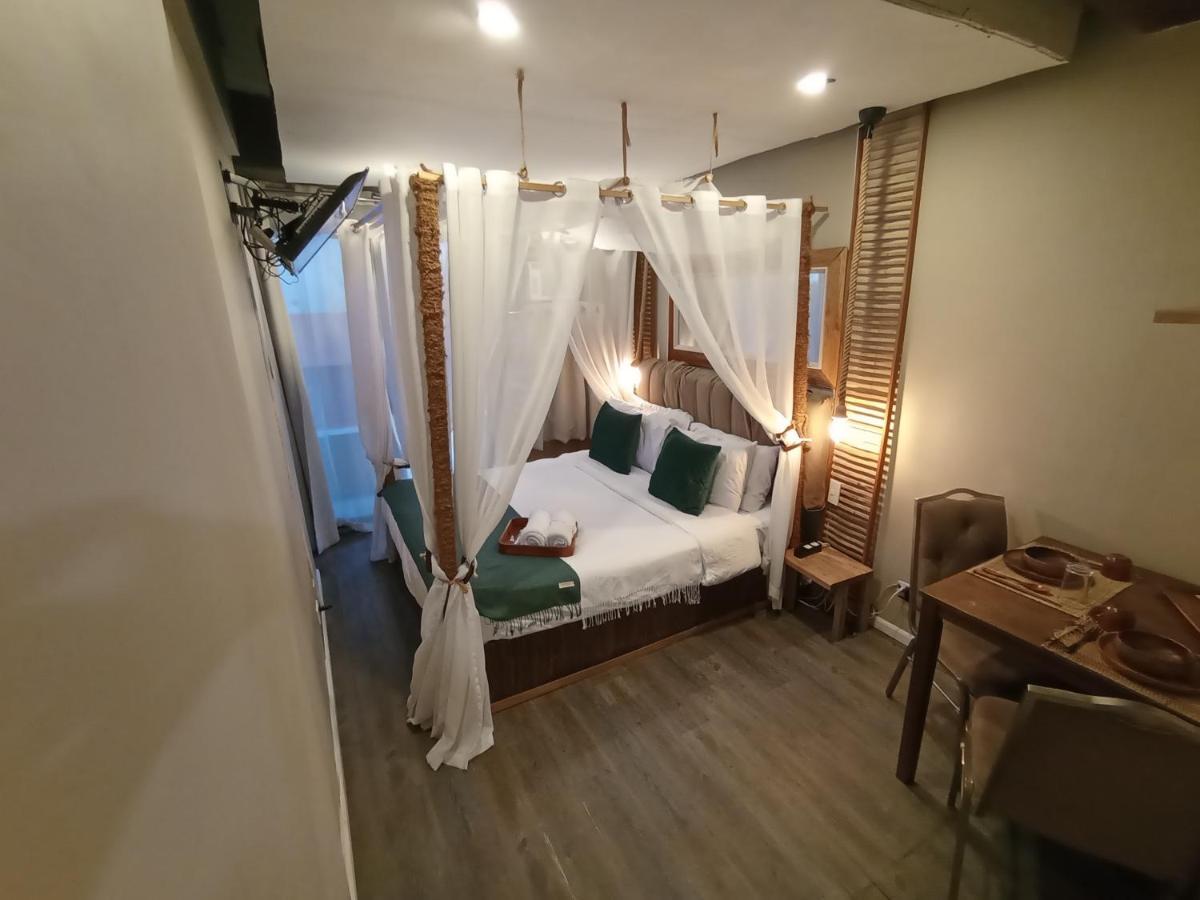 The Staycation - Serviced Rooms Manila Exterior foto