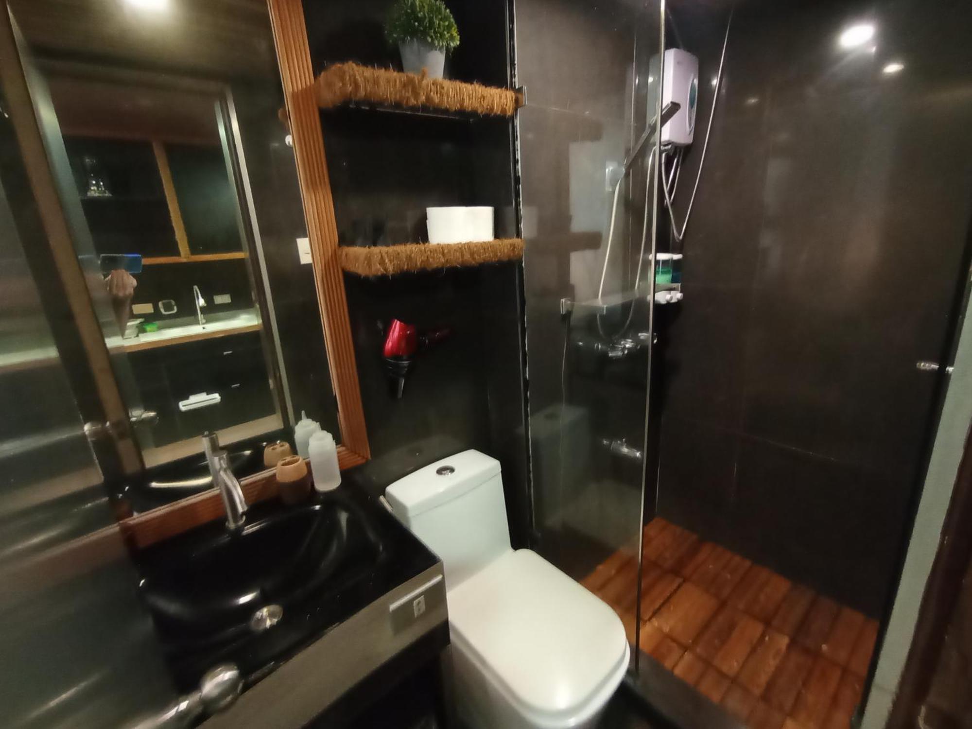 The Staycation - Serviced Rooms Manila Exterior foto