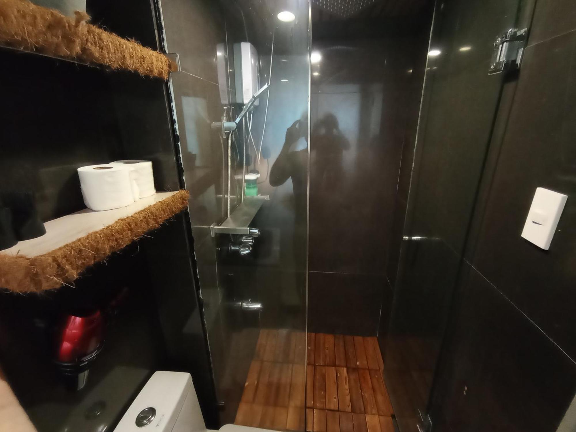The Staycation - Serviced Rooms Manila Exterior foto