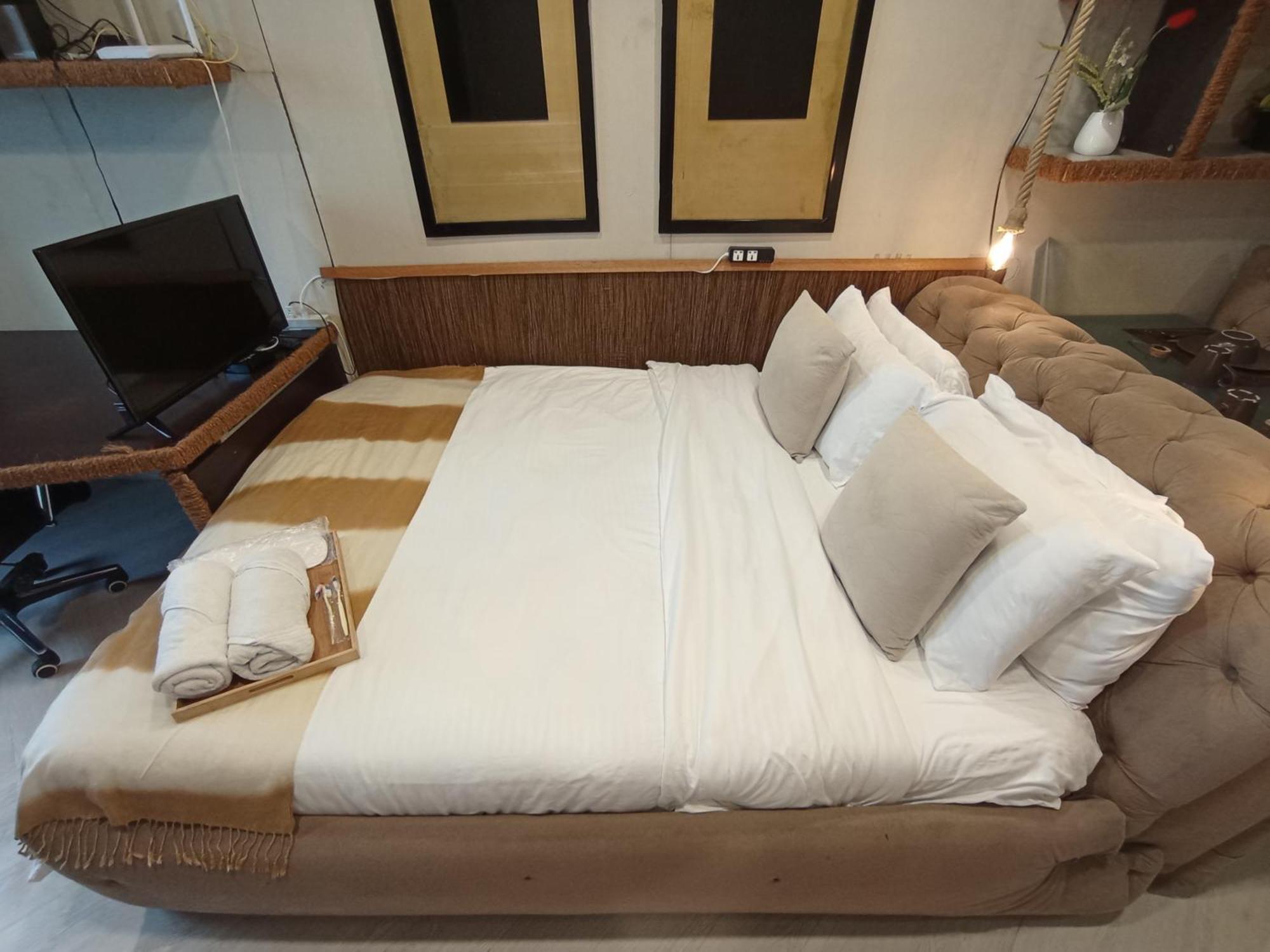 The Staycation - Serviced Rooms Manila Exterior foto
