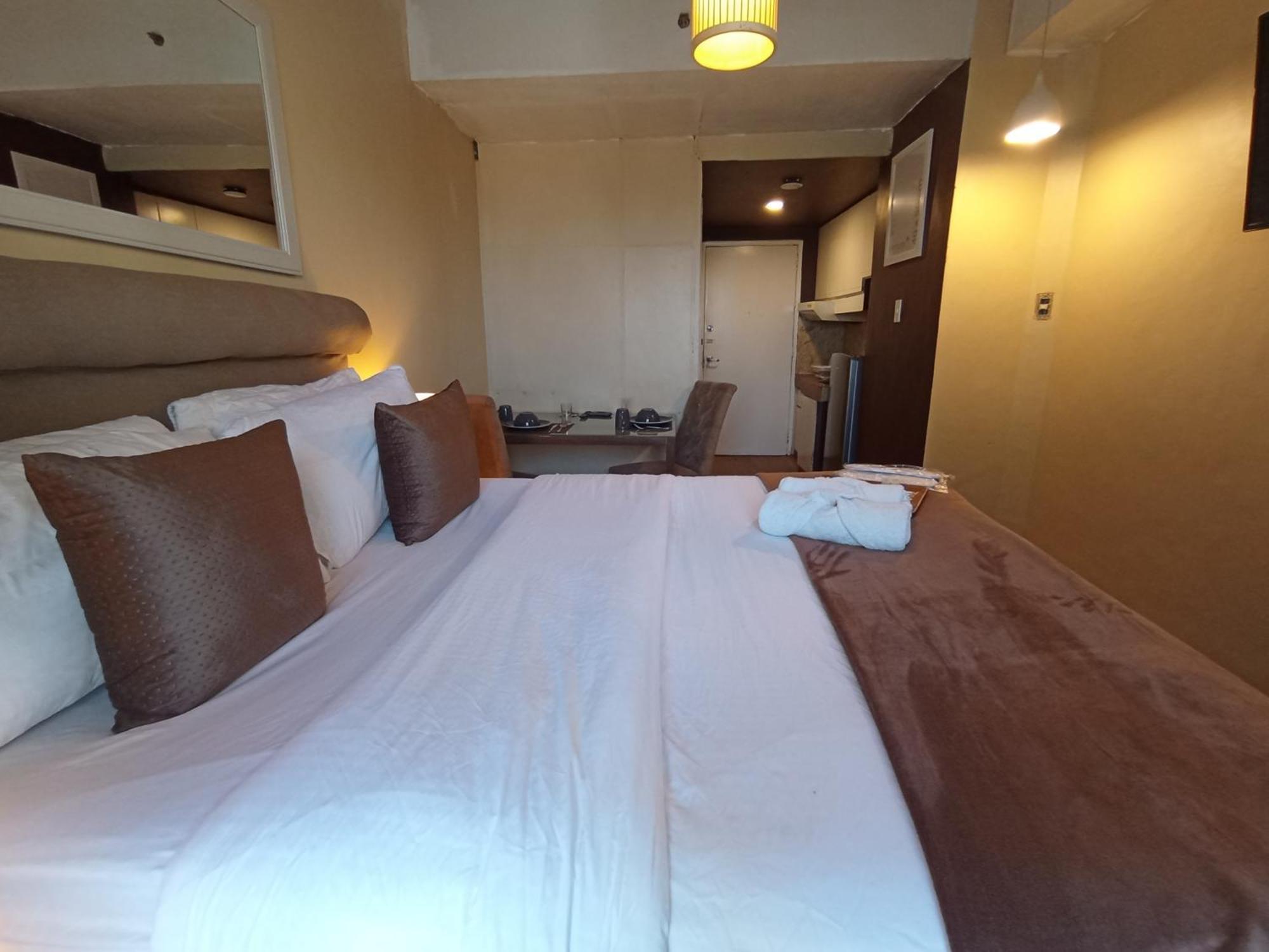 The Staycation - Serviced Rooms Manila Habitación foto